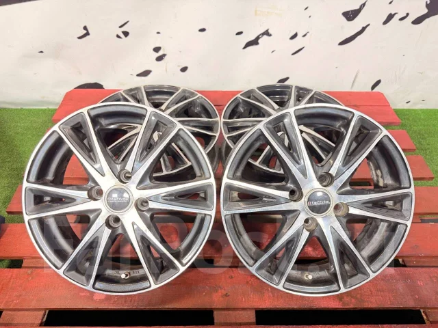Hot Stuff Laffite. 4.5x15", 4x100, ET43, �� 67,1���. ����