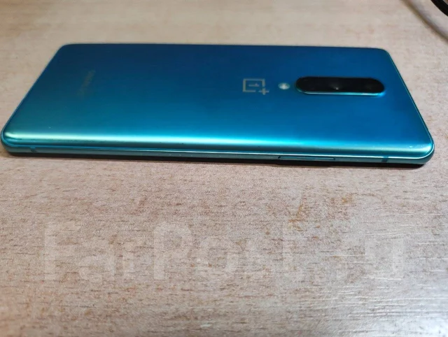 OnePlus 8. �/�, 256 ��, �������, NFC ����