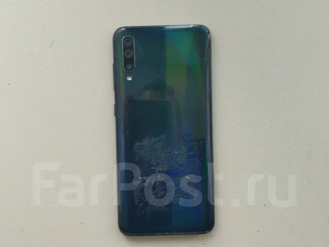 Samsung Galaxy A70. �/�, 128 ��, ������� ����