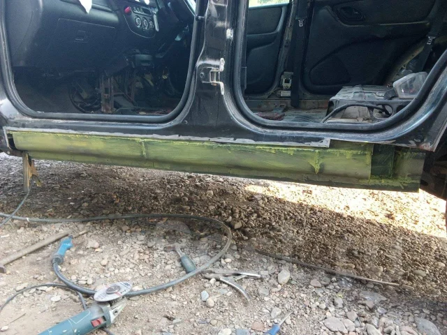 Mazda Tribute. �������, 4wd, 3.0 (203��.�.), ������, 326 000����. �� ����