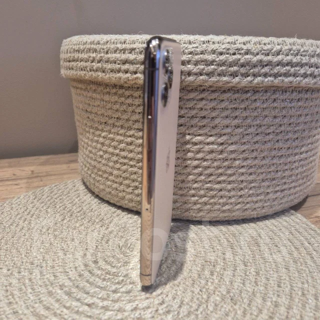 Apple iPhone 11 Pro. �/�, 64 ��, �������, 3G, 4G LTE, 5G ����