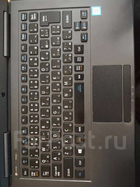 NEC. 13", 2,5����, ��� 8 ��, ���� 500���, WiFi: 1, Bluetooth: 1, ����������� �� 6��. ����