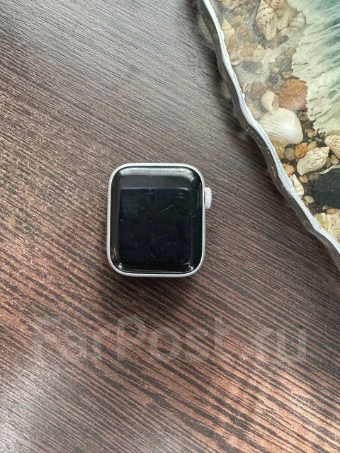 Apple Watch Series 4. GPS, IP67, IP68 ����
