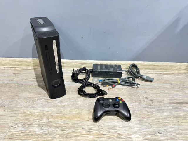 Microsoft Xbox 360 ����