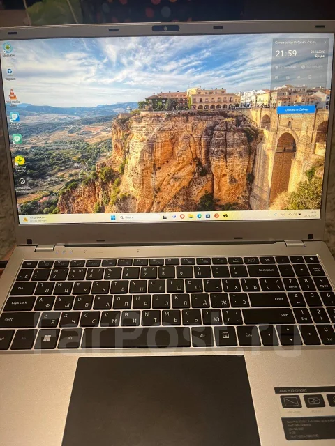 DEXP Atlas M15. 15.6", 2,1����, ��� 8 ��, ���� 256���, WiFi: 1, Bluetooth: 1 ����