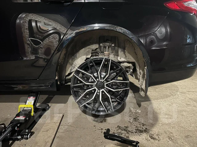 Vossen HF-7. 8.5x18", 5x108, ET40, �� 73,1���. ����