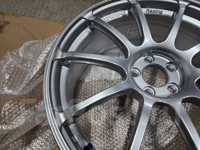 Advan Racing RSII. 8.0x19", 5x100, ET47 ����