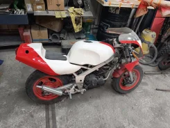 Yamaha YSR 50 ����