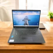 MSI Modern 15. 15", 1,2����, ��� 8 ��, ���� 250���, WiFi: 1, Bluetooth: 1, ����������� �� 6��. ����