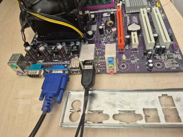 Socket AM2 ����