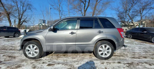 Suzuki Escudo. �������, 4wd, 2.4 (166 122��.�.), ������, 101 272����. �� ����