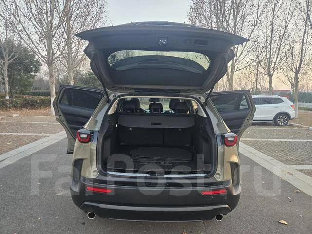 Mazda. �������, ��������, 2.0 (155��.�.), ������, 15����. ��, �/�. ��� ����� �� ������������ ����