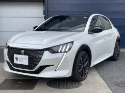 Peugeot 208. �������, ��������, 1.2 (100��.�.), ������, 30����. ��, �/�. ��� ����� �� ������������ ����