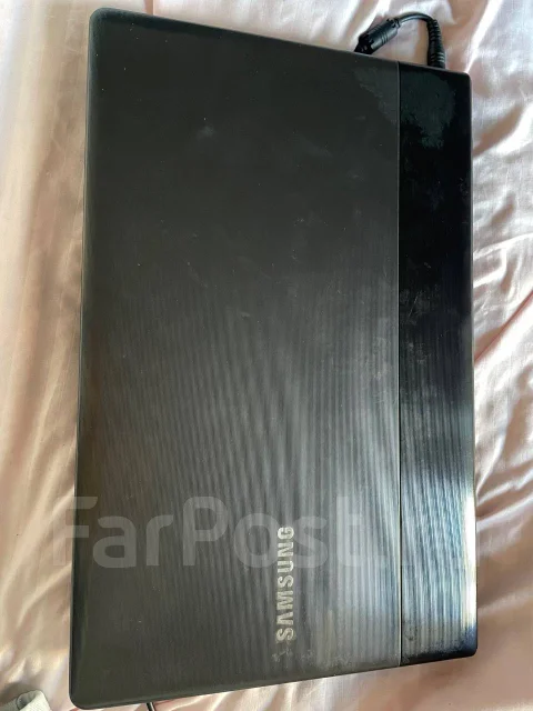 Samsung 300E5A. 15.6", WiFi: 1, Bluetooth: 1, ����������� �� 2��. ����
