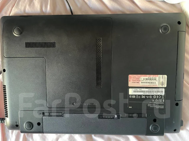 Samsung 300E5A. 15.6", WiFi: 1, Bluetooth: 1, ����������� �� 2��. ����