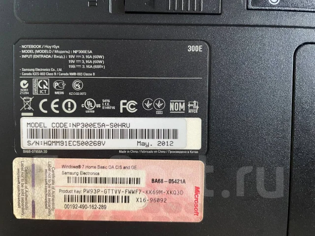 Samsung 300E5A. 15.6", WiFi: 1, Bluetooth: 1, ����������� �� 2��. ����