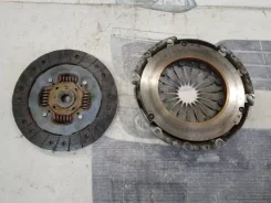 ������� ��������� Ford (��������� ��� �� ����) 1252272 1252272 ����