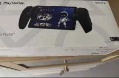 Sony PlayStation Portal ����