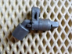 ������ ABS �������� ������ Audi A3 (8L1) 1996-2003; TT(8N) 1998-2006; Arosa 1997-2004; Cordoba 1993-1996; Cordoba 1996-1999; Cordoba 1999-2002; Ibiza...