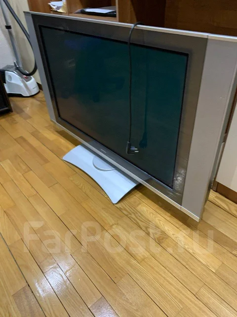 Hitachi. ������ ����