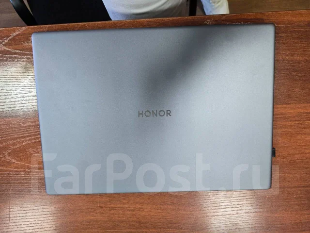 Honor MagicBook X 16. 16", 2����, ��� 8 ��, ���� 512���, WiFi: 1, Bluetooth: 1 ����