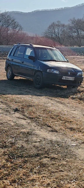 Mazda Demio. ��������, ��������, 1.3 (83��.�.), ������, 300����. �� ����