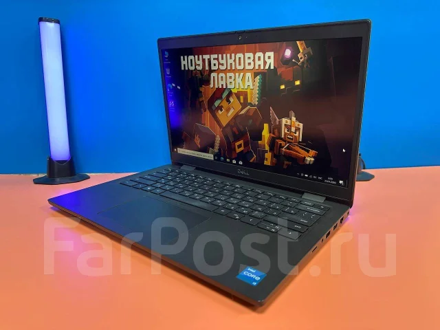 Dell Latitude. 15.6", 4����, ��� 8 ��, ���� 256���, WiFi: 1, Bluetooth: 1, ����������� �� 2��. ����