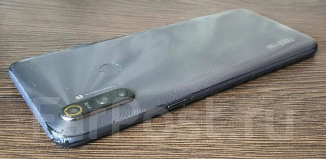 Realme C3. �/�, 64 ��, �����, 3G, 4G LTE, Dual-SIM, NFC ����