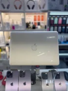 Apple MacBook 13 2010 Mid MC516. 13.3", 2,4����, ��� 2048 ��, ���� 256���, WiFi: 1, Bluetooth: 1, ����������� �� 1��. ����