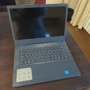 Dell Vostro 3400. 14", ��� 8 ��, ���� 256���, WiFi: 1, Bluetooth: 1 ����