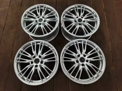 Bridgestone Reigner BW25s. 8.0x18", 5x114.3, ET35 ����