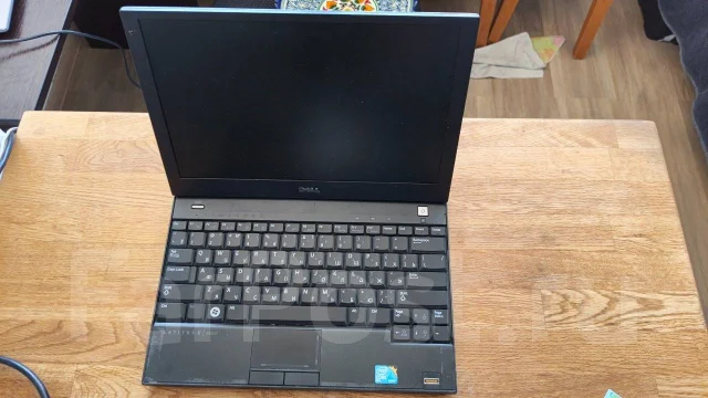 Dell Latitude. 12.1", 1,6����, ��� 3072 ��, ���� 64���, WiFi: 1, Bluetooth: 1 ����
