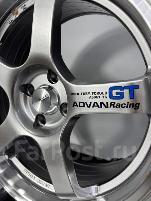 Комплект дисков Advan GT R17, 17