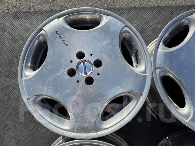 G-Corporation Estatus. 7.0x17", 4x100, ET50, �� 73���. ����