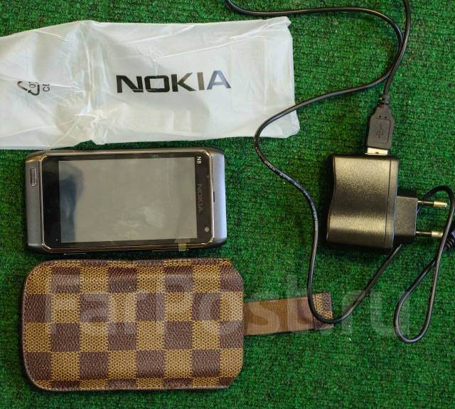 Nokia N8. �����, �� 8 ��, �����, 3G, Dual-SIM ����