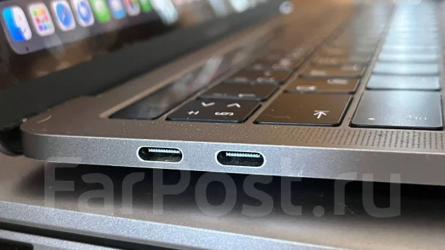 Apple MacBook Pro 13 2019 Mid. 13.3", 2,4����, ��� 8 ��, ���� 256���, WiFi: 1, Bluetooth: 1, ����������� �� 4��. ����