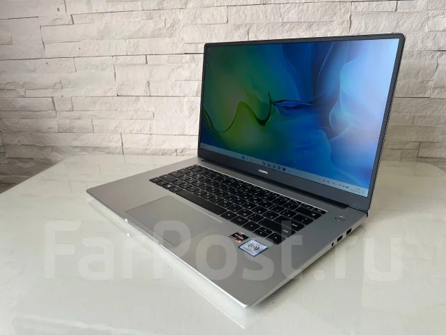 Huawei. ���� 512���, WiFi: 1, Bluetooth: 1, ����������� �� 3��. ��� ����� �� ������� ����