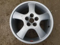 OZ Racing Polaris. 8.0x17", 5x112, ET35 ����