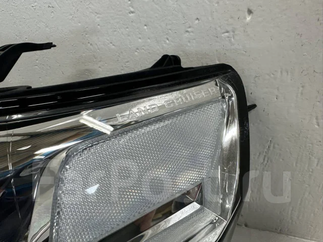 ���� ���� Toyota Land Cruiser 8117160K11 ����