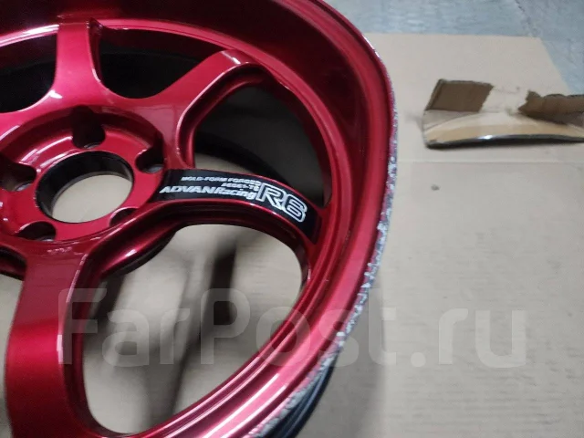 Advan Racing R6. 9.5x18", 5x114.3, ET12, �� 66,5���. ����