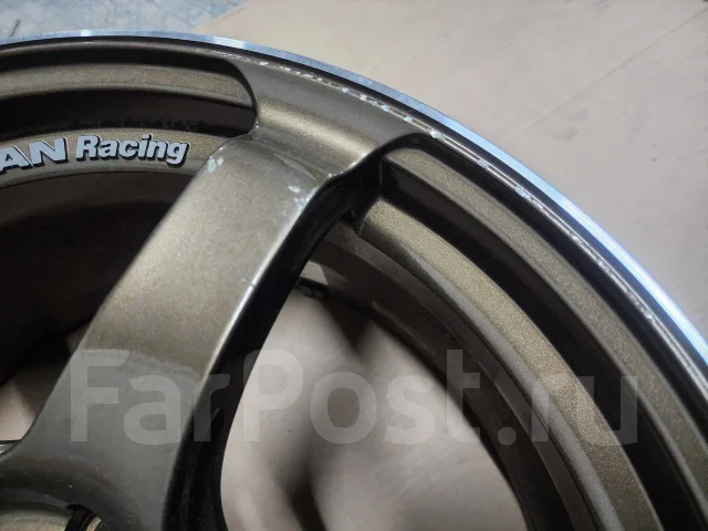Advan Racing TC-4. 8.0x18", 5x114.3, ET45 ����
