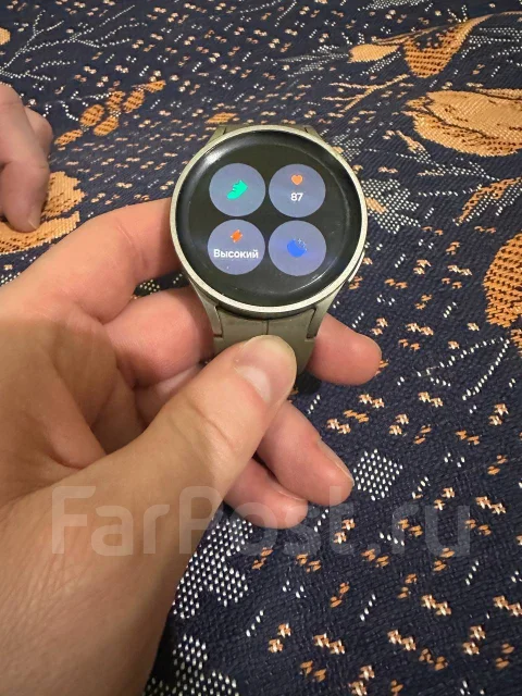 Samsung Galaxy Watch5 Pro. GPS, IP68 ����