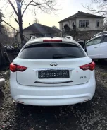 Infiniti FX35 ����