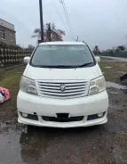 Toyota Alphard ����