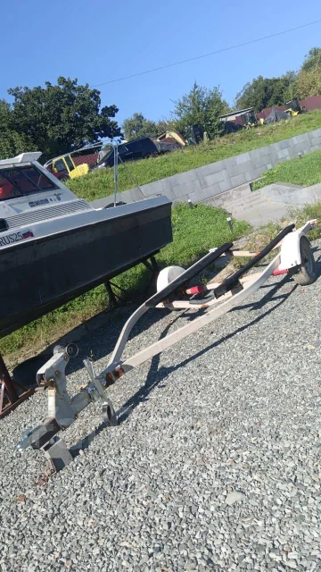 Triton Trailers ����
