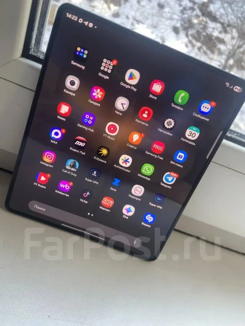 Samsung Galaxy Z Fold4. �/�, 1 ��, ������ ����