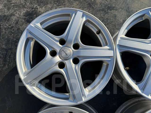 Dunlop Plencia. 6.5x16", 5x114.3, ET40, �� 73���. ����