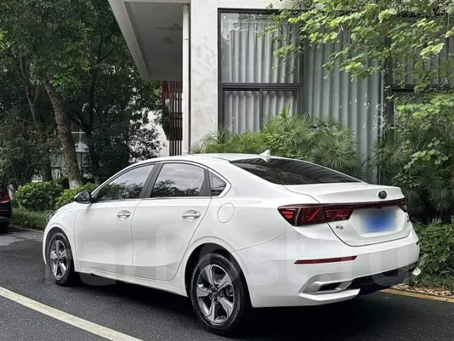 Kia K3. �������, ��������, 1.4 (140��.�.), ������, 35 000����. ��, �/�. ��� ����� �� ������������ ����