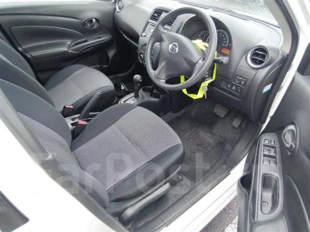 Nissan Latio. N17, HR12 ����