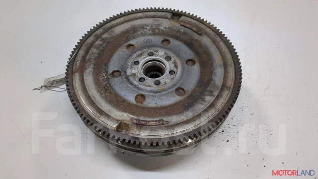 ������� Audi A6 (C6) 2004-2011 20898711 03G105266AT ����